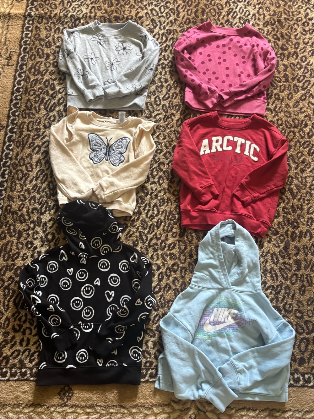 Girls Small (6) Sweatshirt Bundle 6 Tops